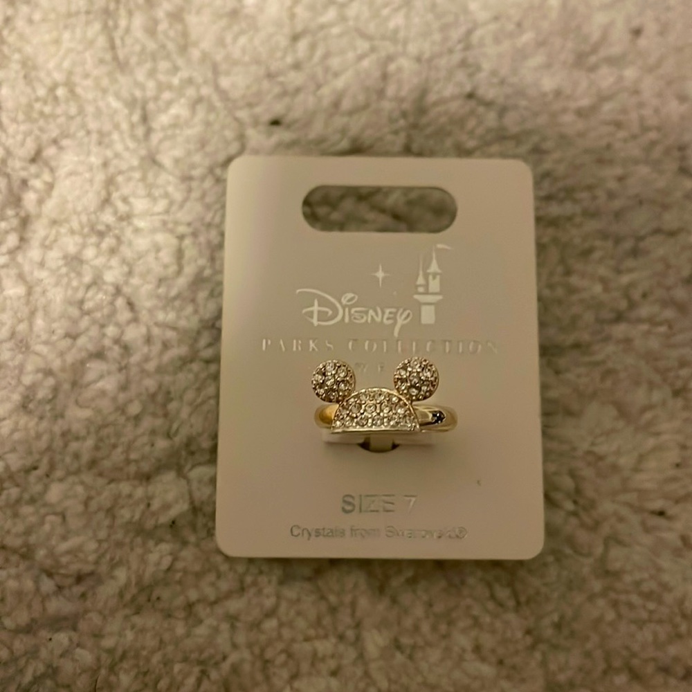 Disney Ring NWT